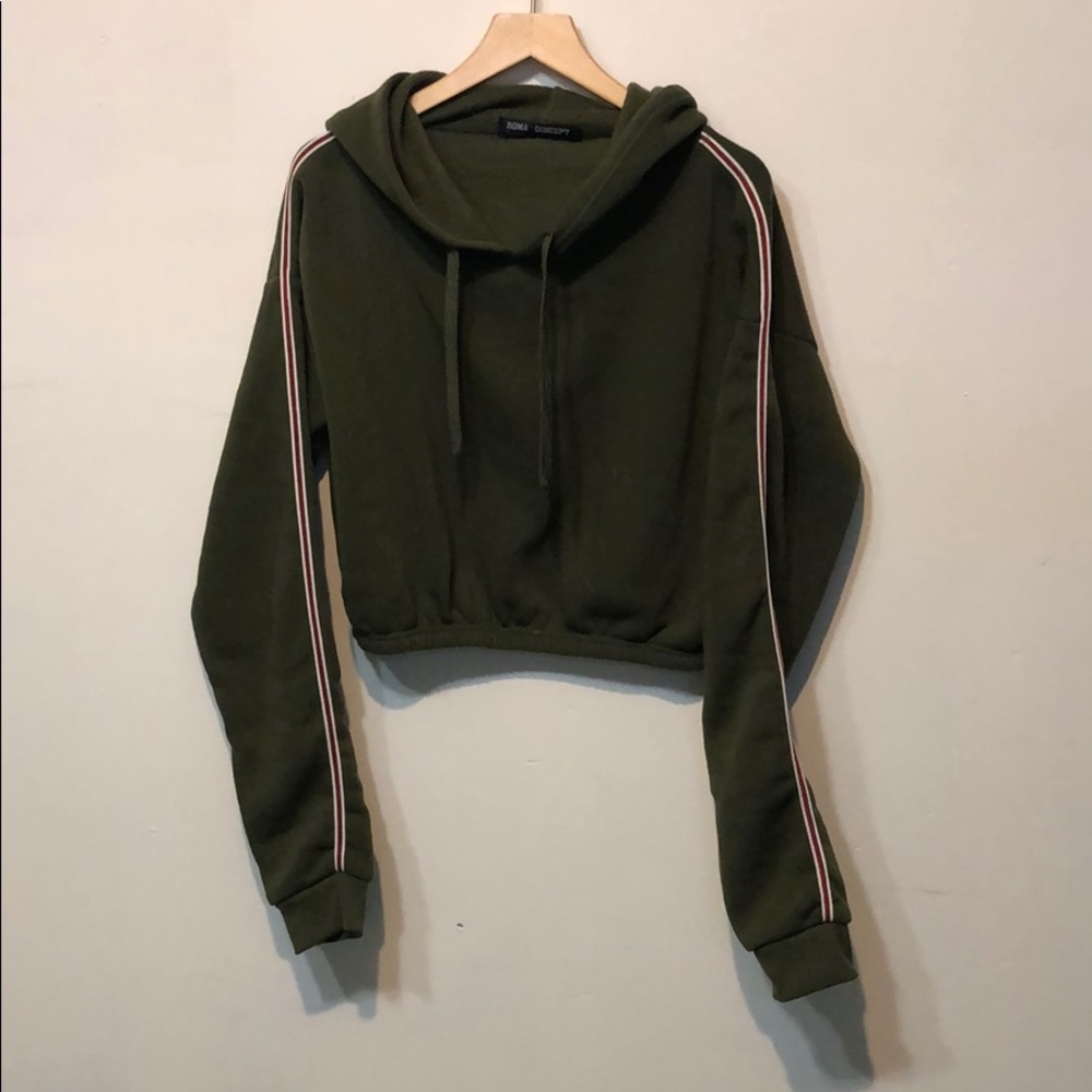 Cropped hoodie
